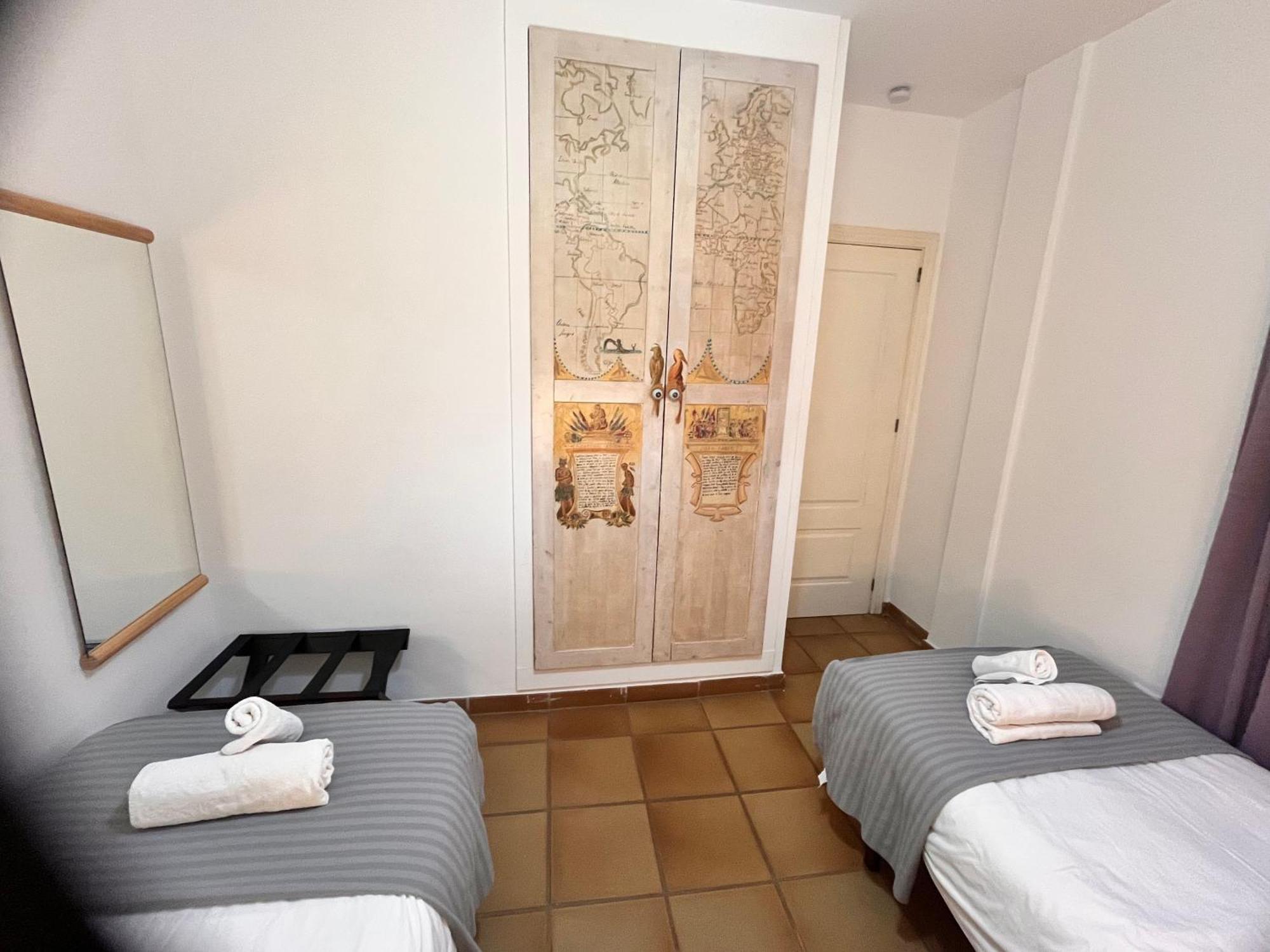 סביליה Plaza Espana Family House מראה חיצוני תמונה